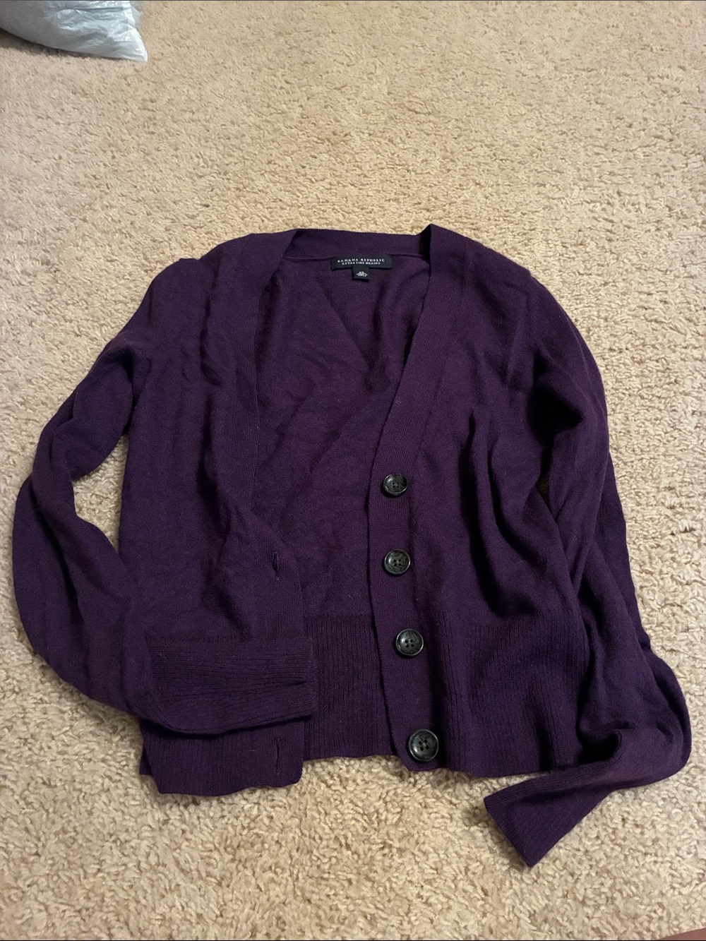 Banana Republic Deep Purple V-Neck Button Cardigan (size XS)